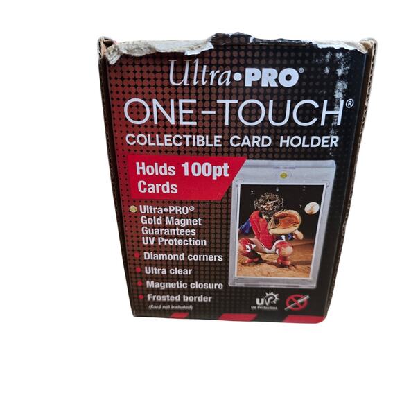 66 Ultra Pro Collector Card Holders 
One touch Magnetic Closure 
Ultra Clear - Picture 5 of 7